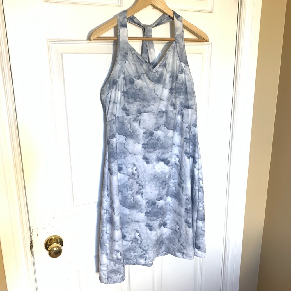 Freedom Trail by Kyodan Blue Tie-Dye Athletic Dress with Built-in Bra Size Large